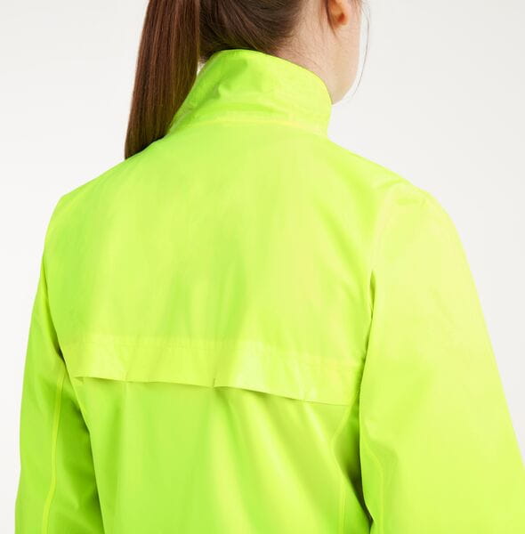 Hump Strobe Womens Jacket by Madison - Papanui Cycles