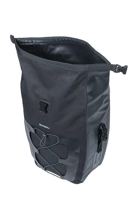 basil-navigator-waterproof-l-single-pannier-bag-25